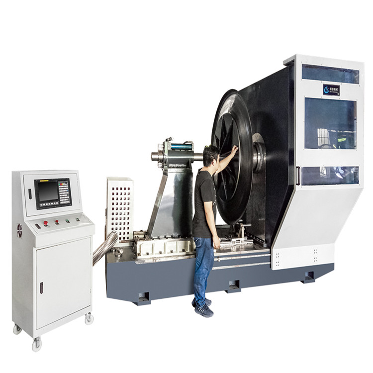 大(da)直徑風機(jī)前盤 進風(feng)口數控自(zì)動旋壓機(jī)1800型