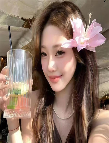 情感解析：《金发女郎的爱情》历史的事件再现与当代启示——激励人心的正能量